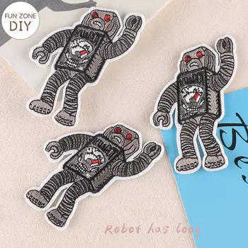 FZdiy Cartoon Robot Žehlička na Patche pre Oblečenie, Šitie, Vyšívanie Parches Termoadhesivos Para Ropa Costura Appliques na Oblečenie