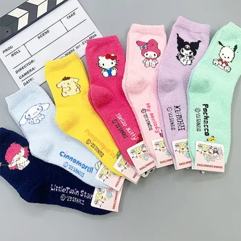 Kawaii Sanrio Coral Plyšové Ponožky Cartoon Moje Melódie Kuromi Cinnamonroll Pochacco Dievča Pribrala Teplé Spánku Ponožky Letné Dary