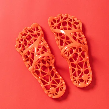 Červené papuče lete páry masážne papuče nosenie nové letné PVC tlaku prsta obuv zdravotná obuv